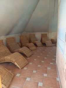 Ruheraum und Sauna 2